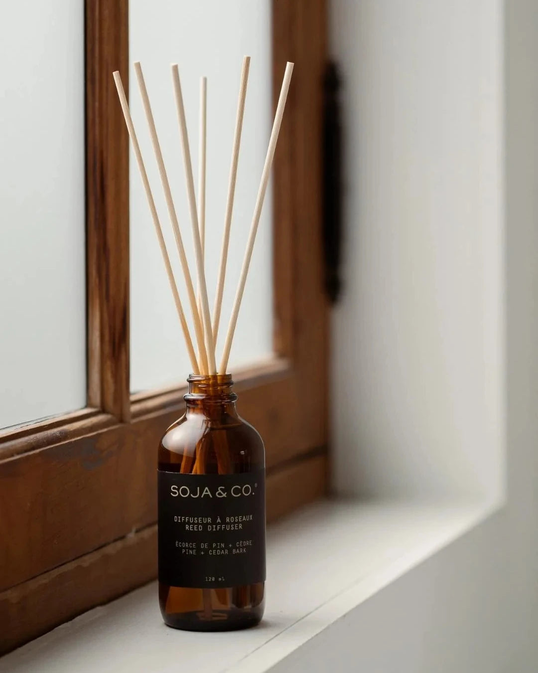 Diffuseur à roseaux Écorce de pin + Cèdre Soja&Co Reed Diffuser Pine + Cedar Bark