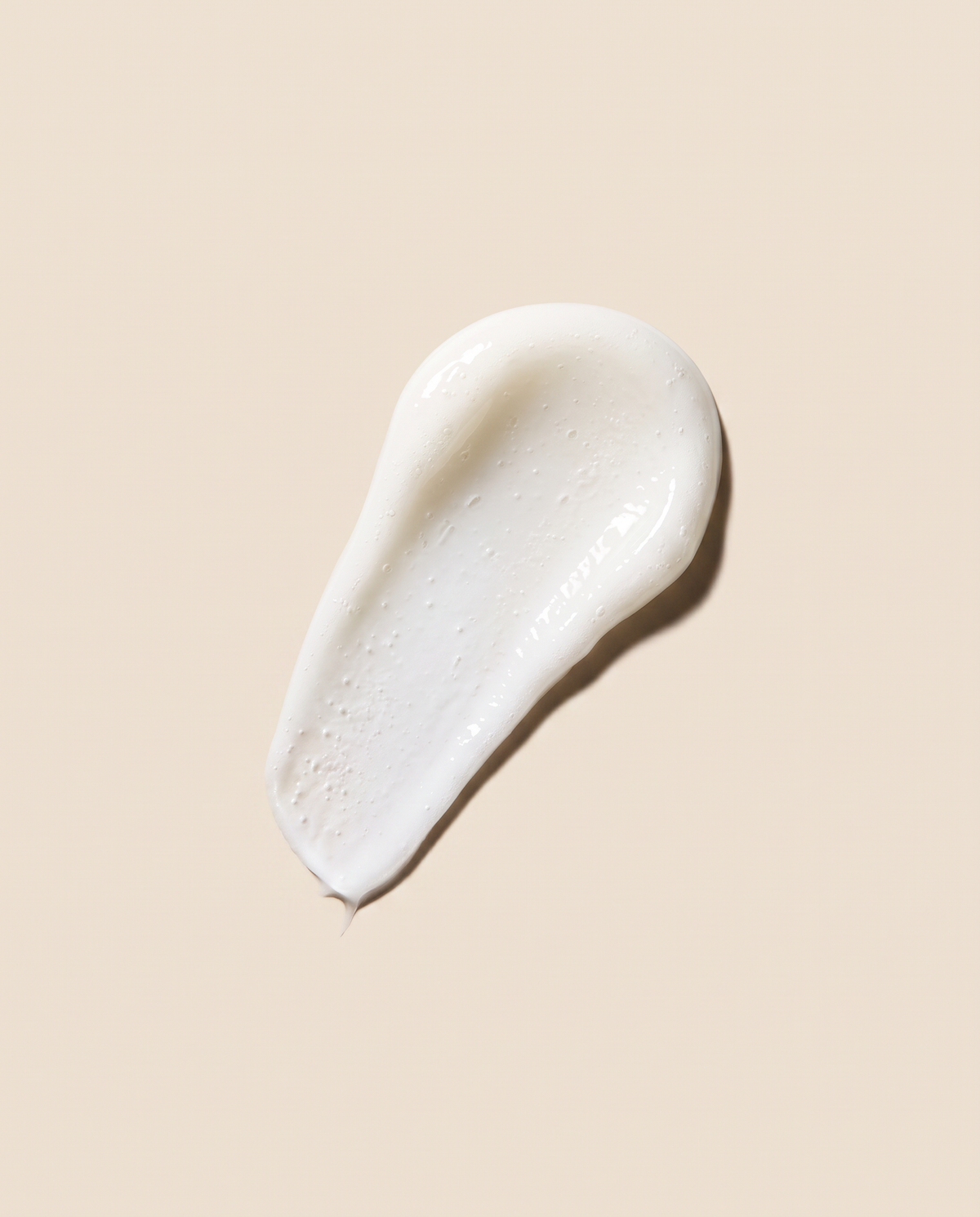 Revitalisant léger et ultra nourrissant, conçu pour apporter volume aux cheveux Rahua. Lightweight ultra-nourishing conditioner to give natural volume to your hair Rahua.