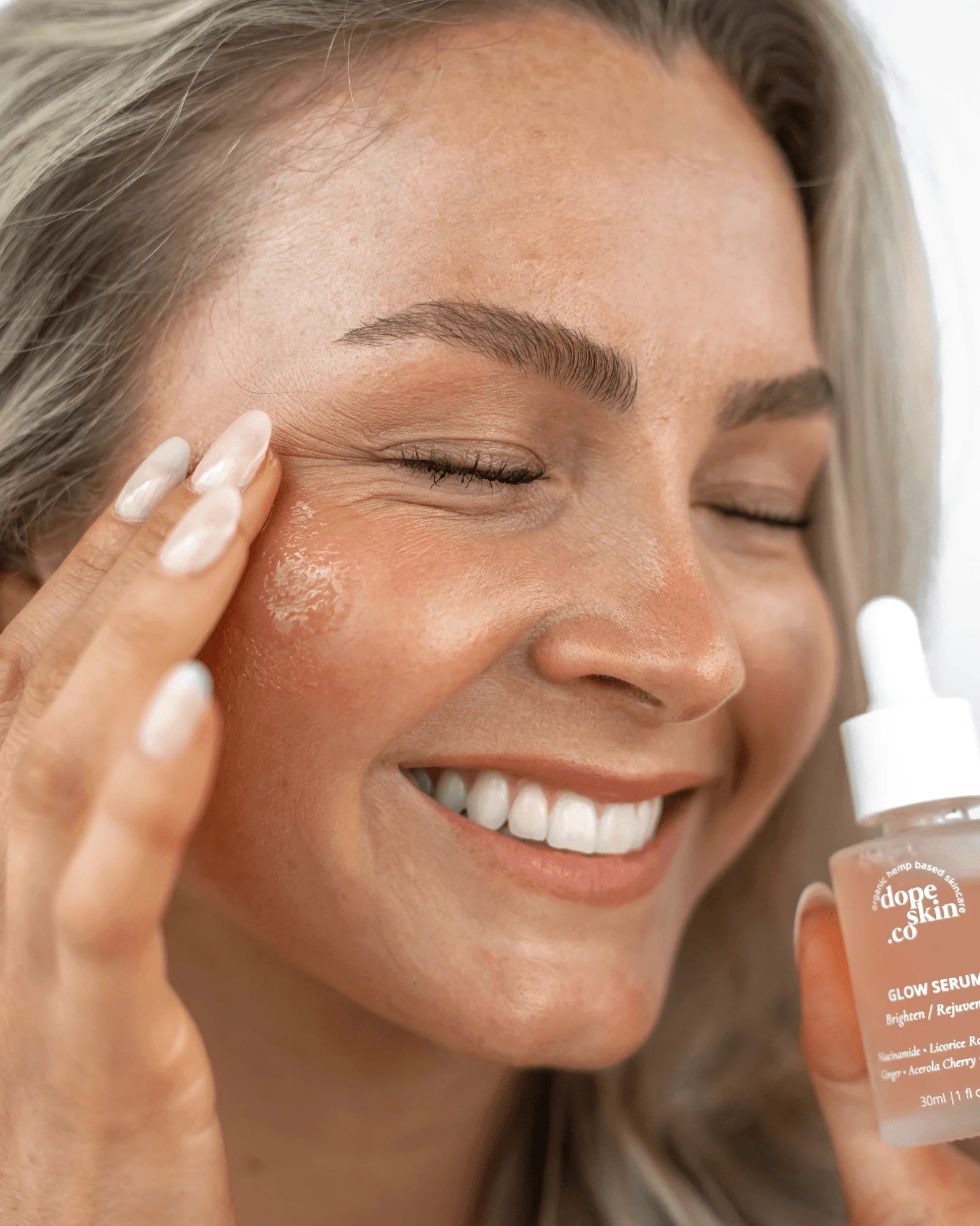 Glow Niacinamide Serum - DOPE SKIN CO