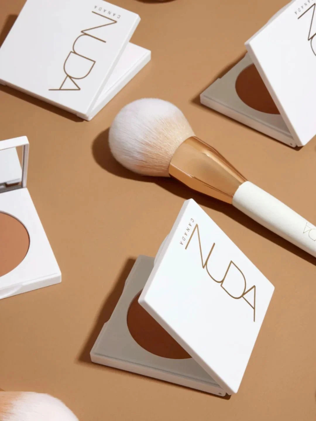 Mattifying Bronzing Powder - NUDA 