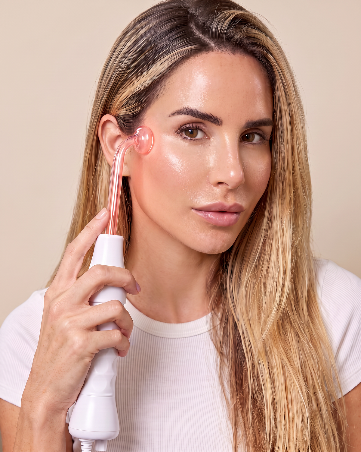 Appareil haute fréquence embout champignon High frequency mushroom wand utilisé sur le visage